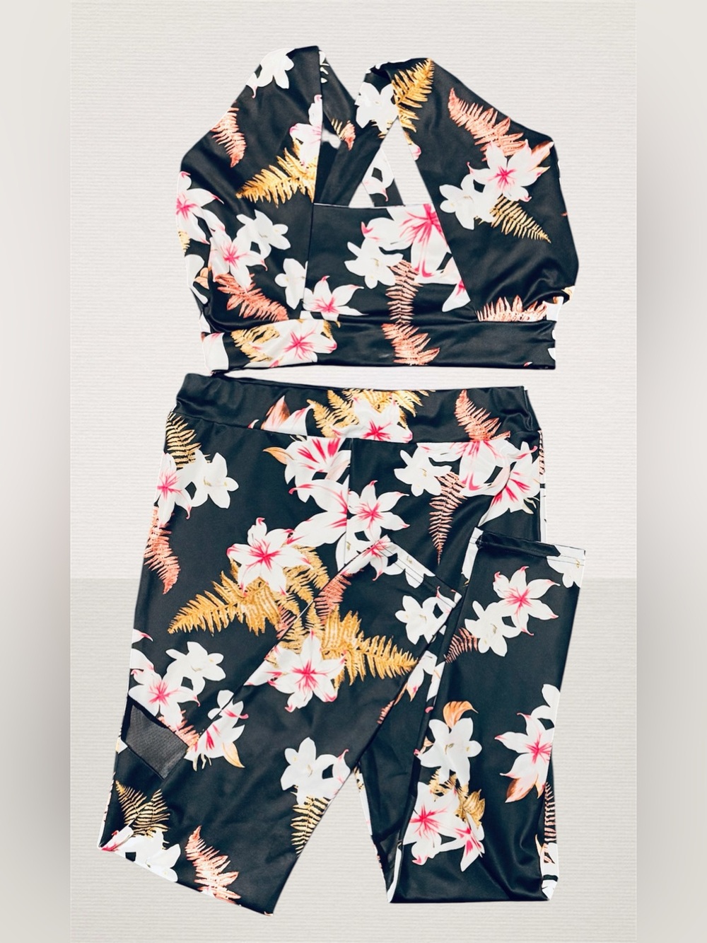 Floral Mesh Cutout 2 Piece Athletic Set - Picture 5 of 8